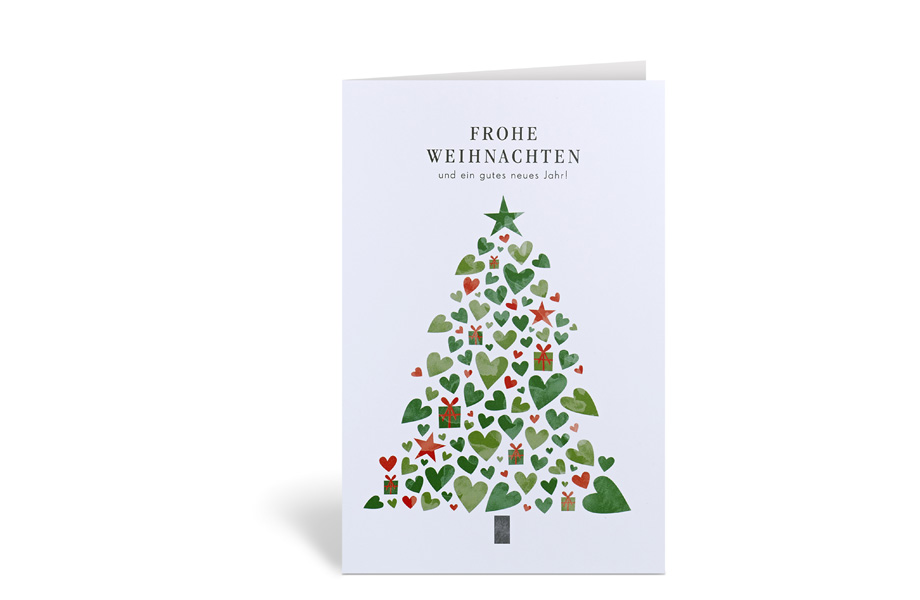 Weihnachtskarte mit Weihnachtsbaum aus Herzen und dem Text: Frohe Weihnachten und ein gutes neues Jahr