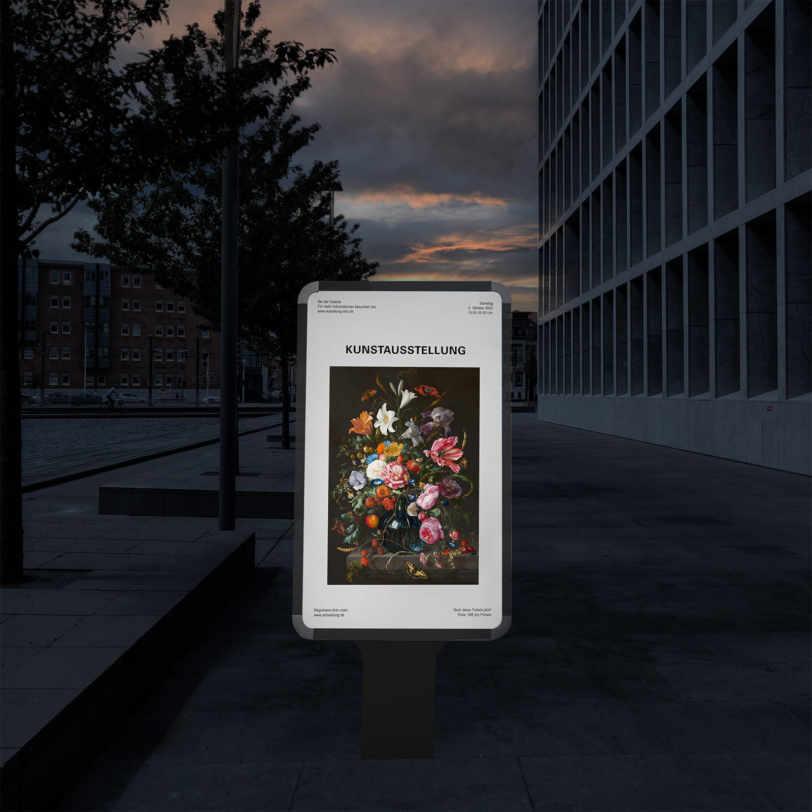 Citylight Poster Stadtlicht-Plakat mit dem Titel 'KUNSTAUSSTELLUNG', das ein Blumenstillleben zeigt, vor einem modernen Gebäude.