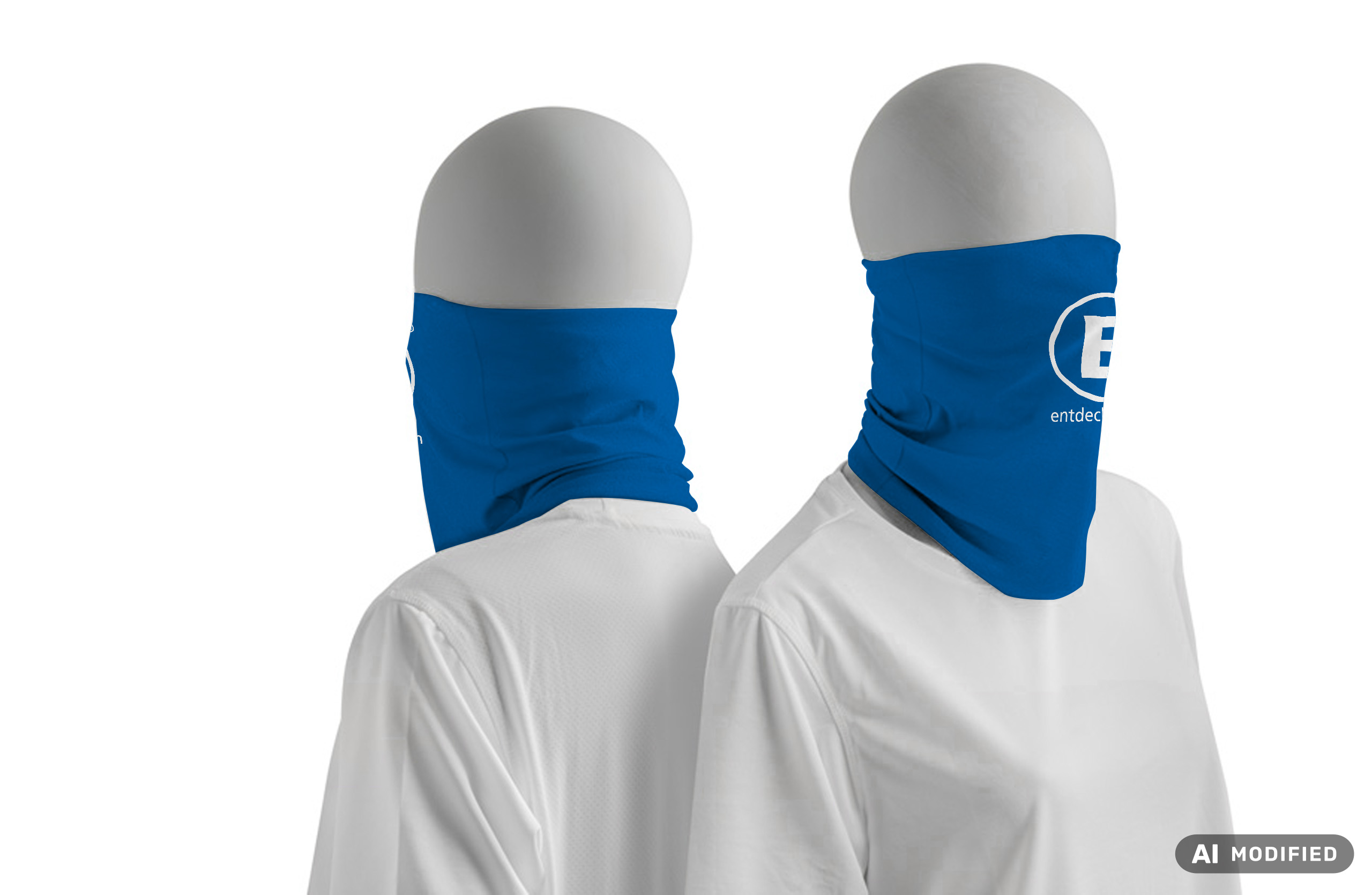 Vorder- und Rückseitenansicht einer weißen Schaufensterpuppe mit blauem Multifunktionstuch als Schlauchschal.