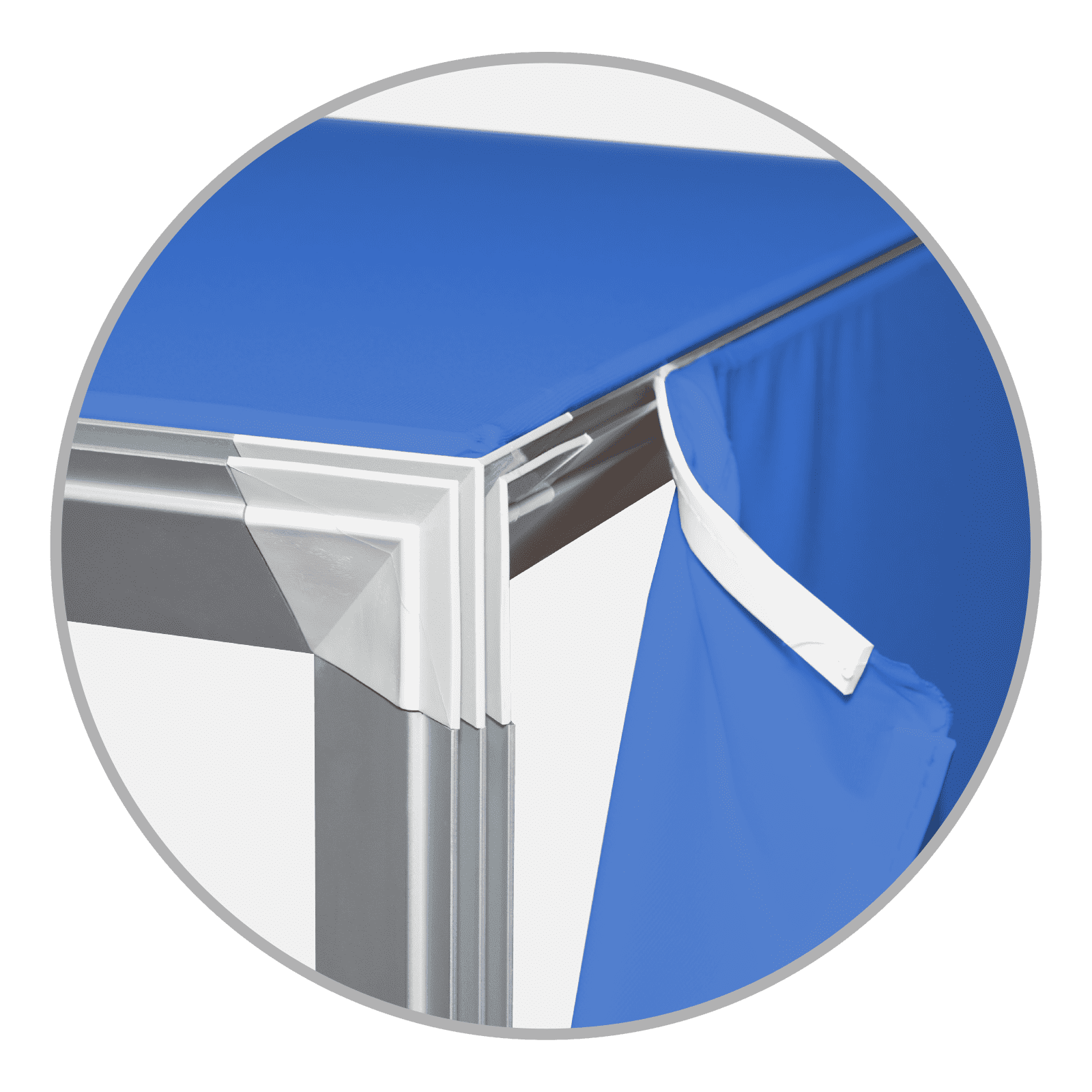 Messewand Easyframe Detail Ecken Detailansicht der Ecken einer Messewand Easyframe von ENTDECKER, mit blauer Abdeckung und Aluminiumrahmen.